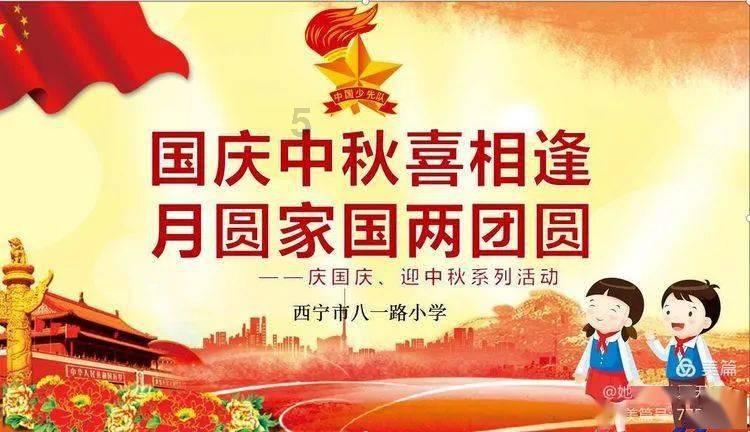 镂空针织套衫，设计巧妙地为女性增添了一抹神秘的面纱